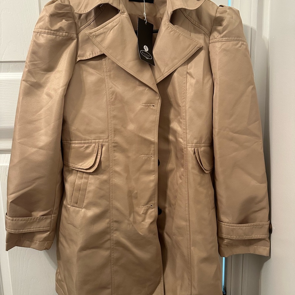 Classic Tan Women's Trench Coat